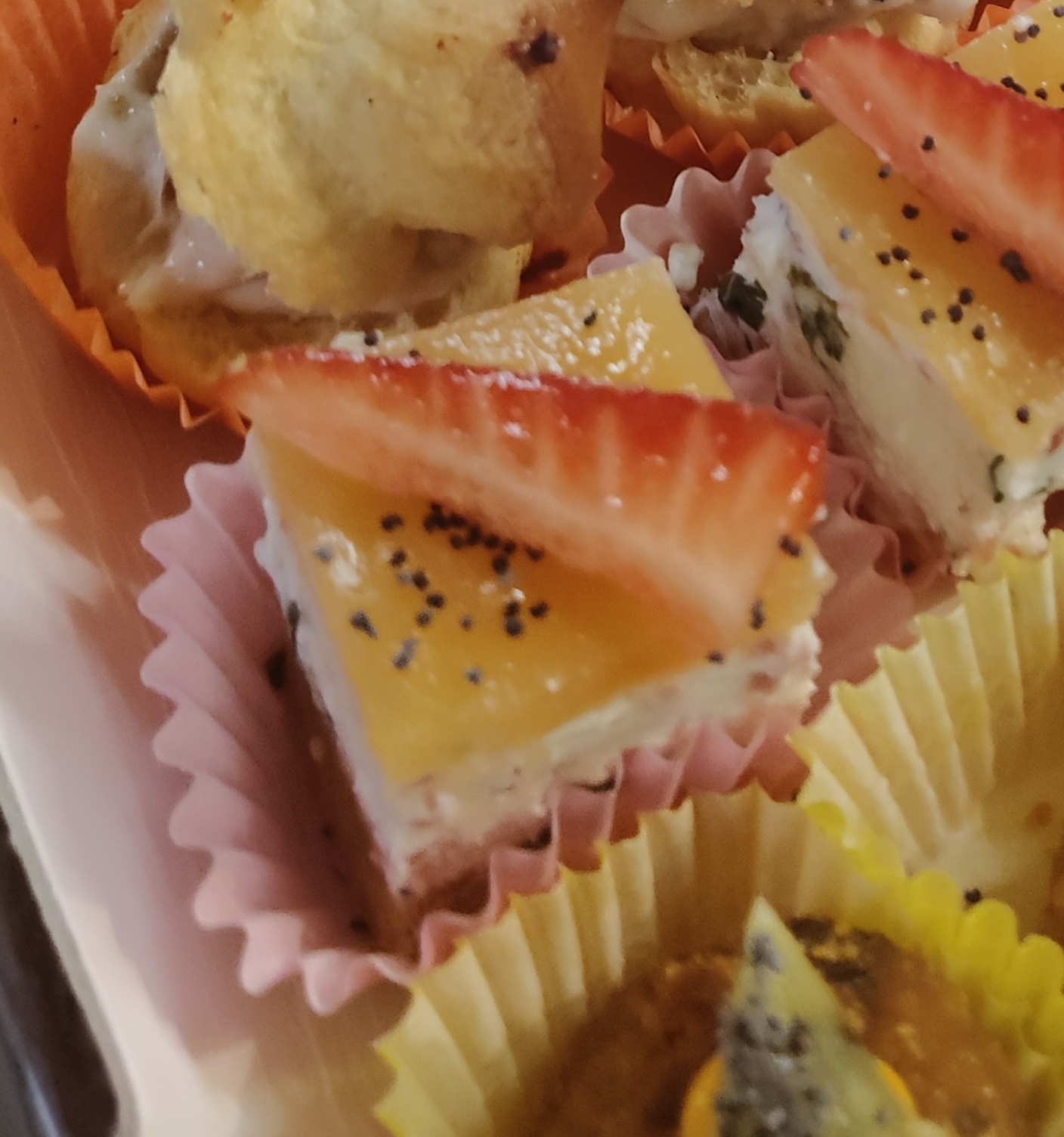 Cheesecake con bresaola e gelatina di melone.